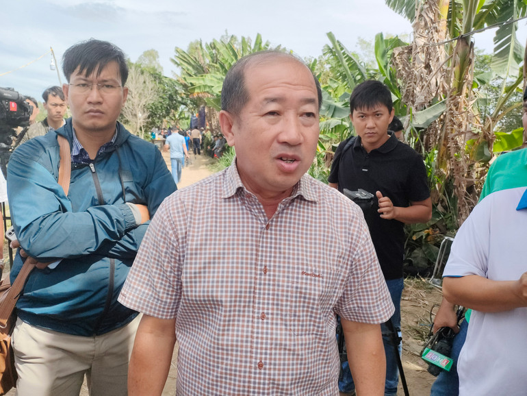 Ông Đoàn Tấn Bửu, Phó Chủ tịch Ủy ban nhân dân tỉnh Đồng Tháp trao đổi cùng phóng viên trưa 4/1.
