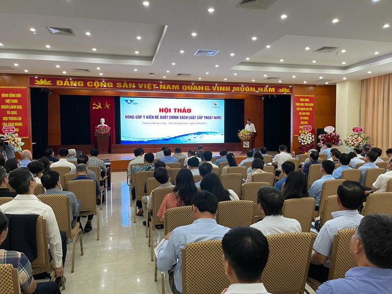 Quang cảnh buổi hội thảo.