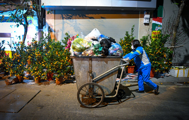 Đi ngang qua... Tết.