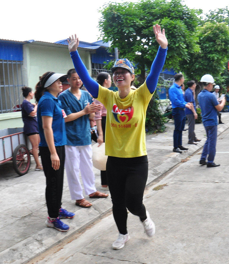 Thi chạy nhân kỷ niệm 30 năm thành lập huyện đảo.