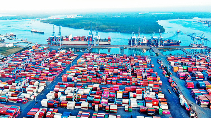 Ngành logistics Việt Nam cần chuyển đổi để bứt phá trong thời gian tới. Ảnh: THÀNH SƠN