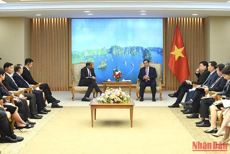 Quang cảnh buổi tiếp. (Ảnh: TRẦN HẢI)