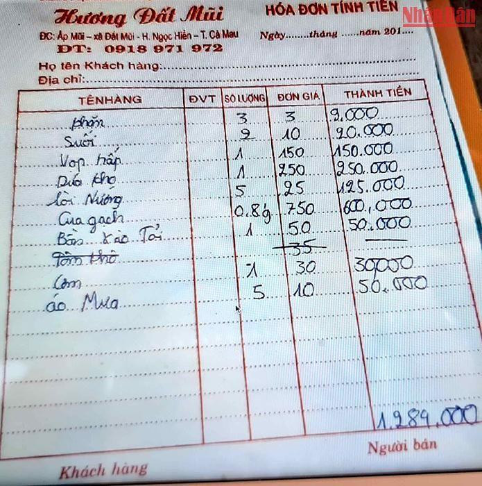 Hóa đơn tính tiền đối với nhóm du khách của Facebook Mai Vàng nhưng bị “phao” giá gấp đôi trên mạng xã hội.