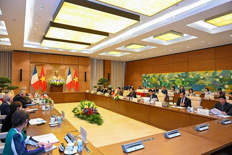 Quang cảnh buổi hội đàm tại Nhà Quốc hội. (Ảnh Duy Linh) Quang cảnh buổi hội đàm tại Nhà Quốc hội. (Ảnh Duy Linh)