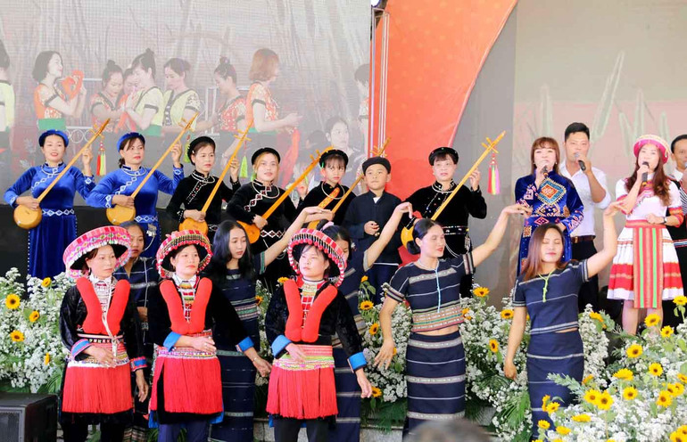 Sắc màu văn hóa trên vùng đất Lâm Hà.