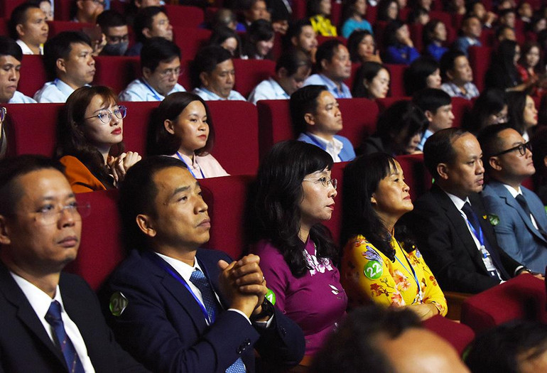 Đại diện các doanh nghiệp có sản phẩm đạt Thương hiệu quốc gia Việt Nam.