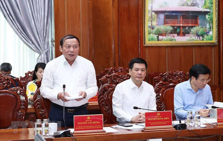 Bộ trưởng Văn hóa, Thể thao và Du lịch Nguyễn Văn Hùng phát biểu. (Ảnh: Dương Giang/TTXVN) Bộ trưởng Văn hóa, Thể thao và Du lịch Nguyễn Văn Hùng phát biểu. (Ảnh: Dương Giang/TTXVN)