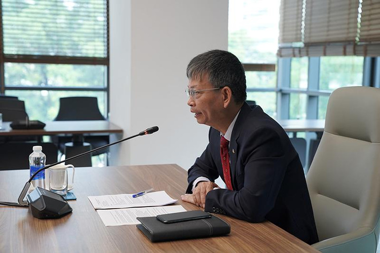 Ông Trịnh Ngọc Thành khẳng định: “Thỏa thuận đóng vai trò quan trọng đưa hợp tác giữa Vietnam Airlines và China Southern Airlines đi vào thực chất, giúp hai hãng tận dụng được thế mạnh của nhau tại thị trường”. Ông Trịnh Ngọc Thành khẳng định: “Thỏa thuận đóng vai trò quan trọng đưa hợp tác giữa Vietnam Airlines và China Southern Airlines đi vào thực chất, giúp hai hãng tận dụng được thế mạnh của nhau tại thị trường”.