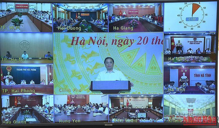 Hội nghị diễn ra dưới hình thức trực tiếp tại Hà Nội, dưới sự chủ trì của Thủ tướng Chính phủ Phạm Minh Chính, kết nối đến đầu cầu 63 tỉnh, thành phố trên cả nước.