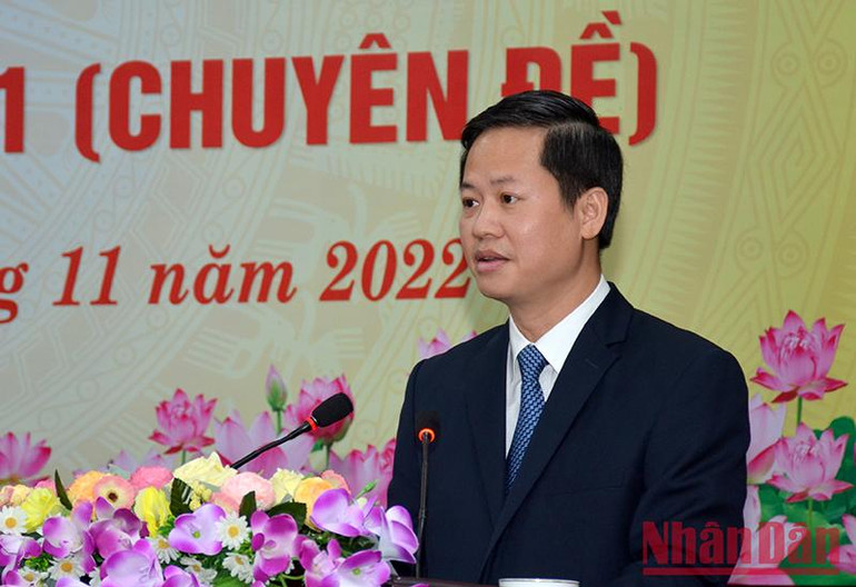 Ông Đoàn Anh Dũng, tân Chủ tịch Ủy ban nhân dân tỉnh Bình Thuận, nhiệm kỳ 2021-2026, phát biểu nhận nhiệm vụ.