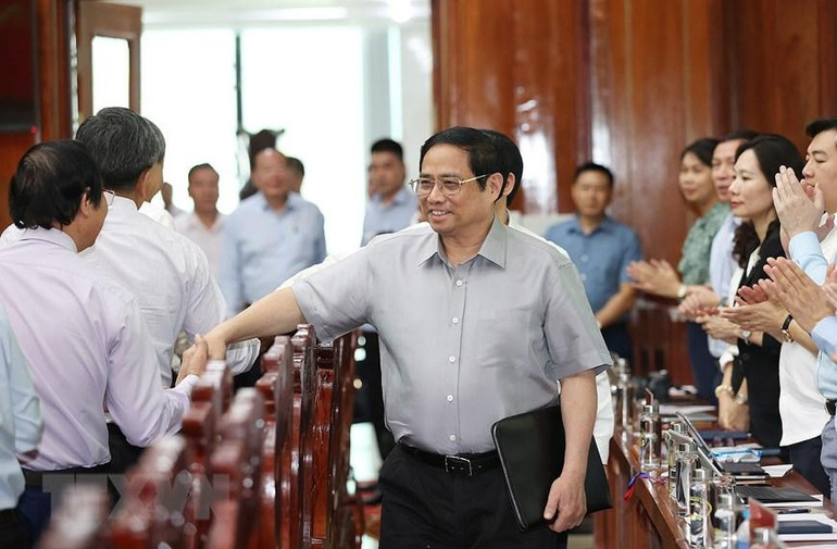 Thủ tướng Phạm Minh Chính đến làm việc với lãnh đạo chủ chốt tỉnh Hậu Giang. (Ảnh: Dương Giang/TTXVN) Thủ tướng Phạm Minh Chính đến làm việc với lãnh đạo chủ chốt tỉnh Hậu Giang. (Ảnh: Dương Giang/TTXVN)
