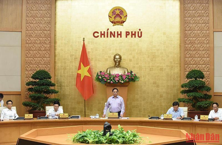 Thủ tướng Phạm Minh Chính chủ trì họp Chính phủ chuyên đề về xây dựng pháp luật.