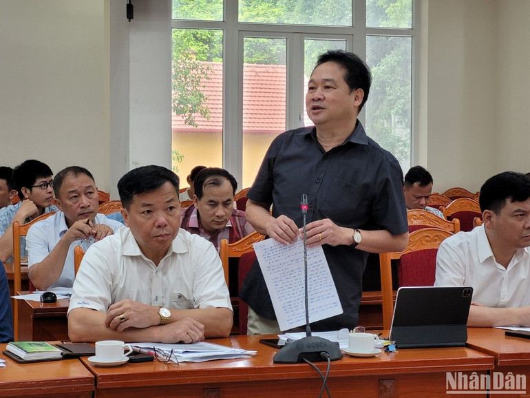 Ông Đỗ Ngọc Đoàn, Phó giám đốc Sở Nông nghiệp và Phát triển nông thôn tỉnh Phú Thọ phát biểu tại hội nghị.