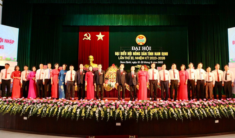 Ra mắt Ban Chấp hành Hội Nông dân tỉnh Nam Định khóa 11, nhiệm kỳ 2023-2028. Ra mắt Ban Chấp hành Hội Nông dân tỉnh Nam Định khóa 11, nhiệm kỳ 2023-2028.