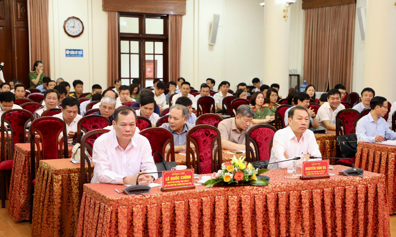 Các đại biểu tỉnh Nam Định dự hội nghị. Các đại biểu tỉnh Nam Định dự hội nghị.