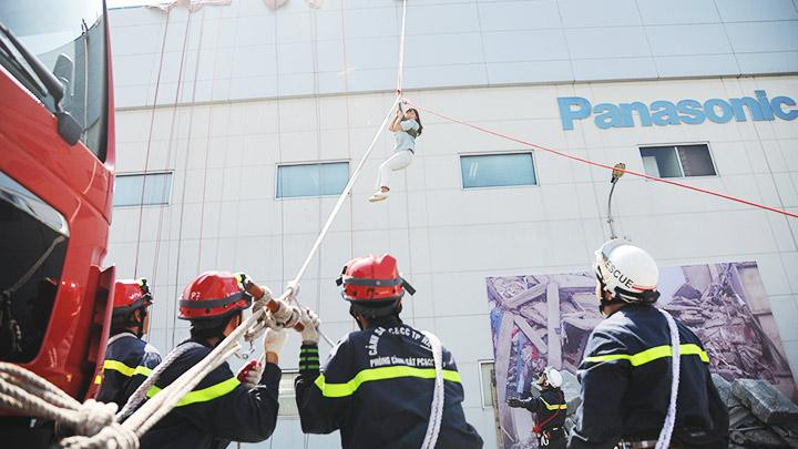 Tập huấn nâng cao công tác pccc tại các khu công nghiệp. Tập huấn nâng cao công tác pccc tại các khu công nghiệp.