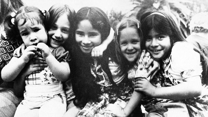 Những đứa trẻ bị bắt cóc năm 1976. Ảnh: AP