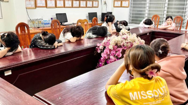 Các đối tượng liên quan trong vụ án. Các đối tượng liên quan trong vụ án.