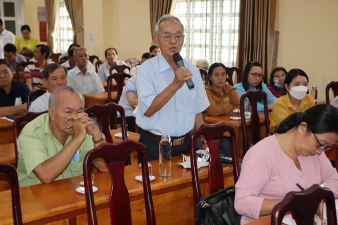 Cử tri gửi gắm ý kiến tâm huyết đến Đoàn đại biểu Quốc hội tỉnh An Giang