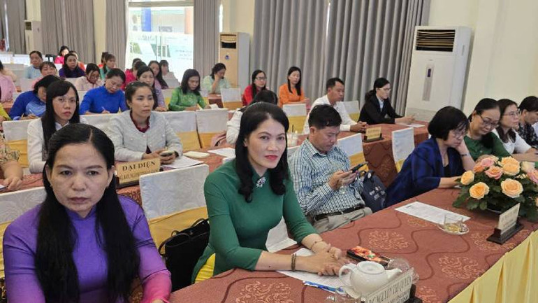 Quang cảnh hội nghị.