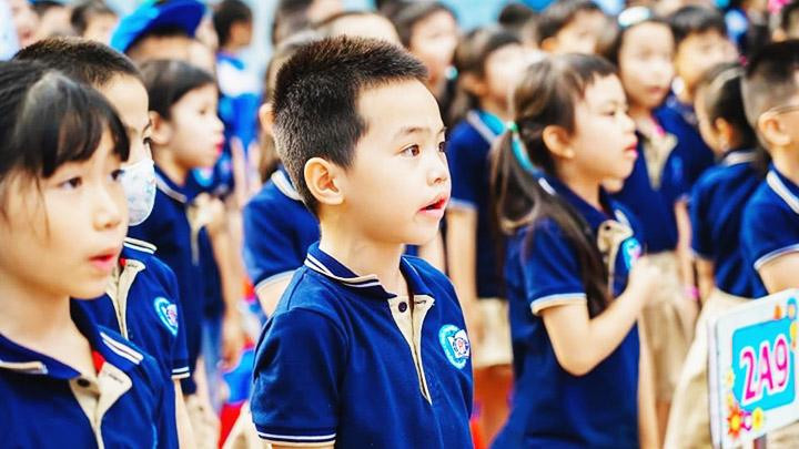 Học sinh tiểu học tại Hà Nội trong ngày tựu trường. Ảnh: MAI PHƯƠNG