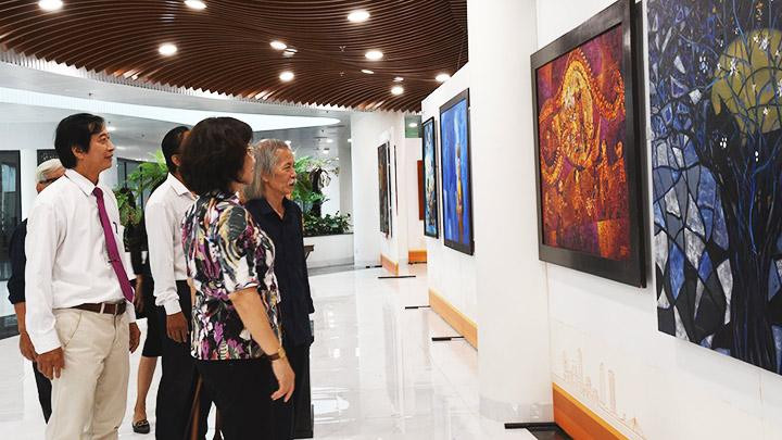 Không gian trưng bày các tác phẩm tại Công viên APEC Đà Nẵng.