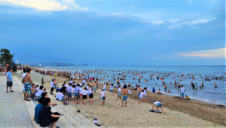 Năm 2023, có hơn 3,6 triệu lượt khách du lịch đến với Cửa Lò.