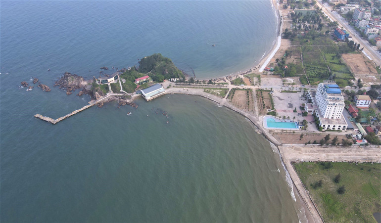 Dự án quần thể du lịch sinh thái biệt thự, nghỉ dưỡng, thể thao, vui chơi giải trí Lan Châu-Song Ngư từng được kỳ vọng sẽ tạo động lực quan trọng phát triển du lịch Cửa Lò.