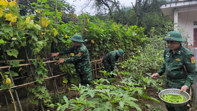 [Ảnh] Tết của những người lính Biên phòng trên tuyến biên giới Việt-Lào ảnh 3