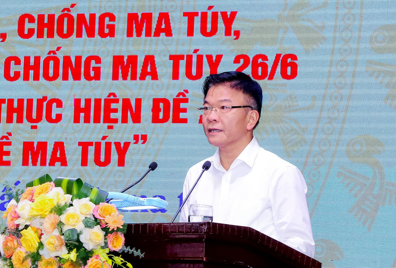 Phó Thủ tướng Lê Thành Long phát biểu chỉ đạo tại buổi lễ mít-tinh.