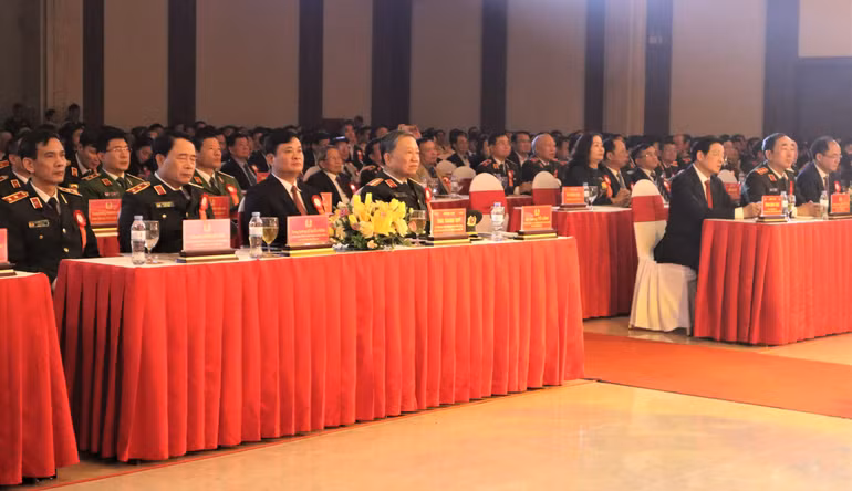 Các đại biểu tham dự buổi Lễ.