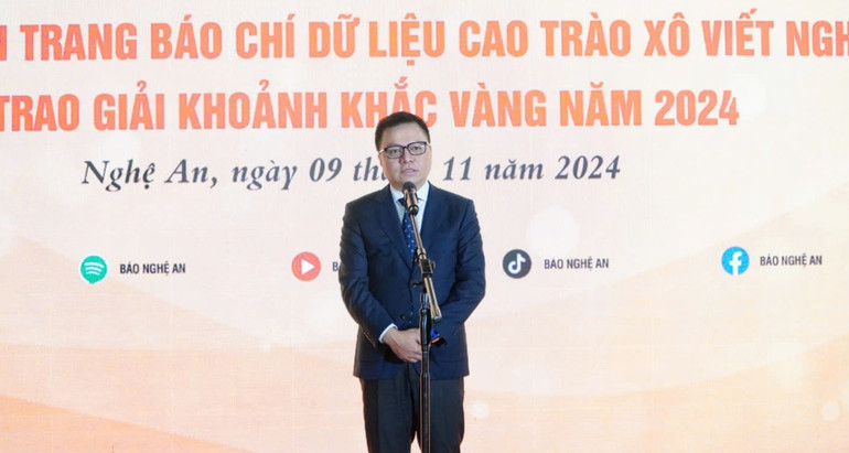 Đồng chí Lê Quốc Minh, Ủy viên Trung ương Đảng, Tổng Biên tập Báo Nhân Dân, Phó Trưởng Ban Tuyên giáo Trung ương, Chủ tịch Hội Nhà báo Việt Nam phát biểu tại sự kiện.