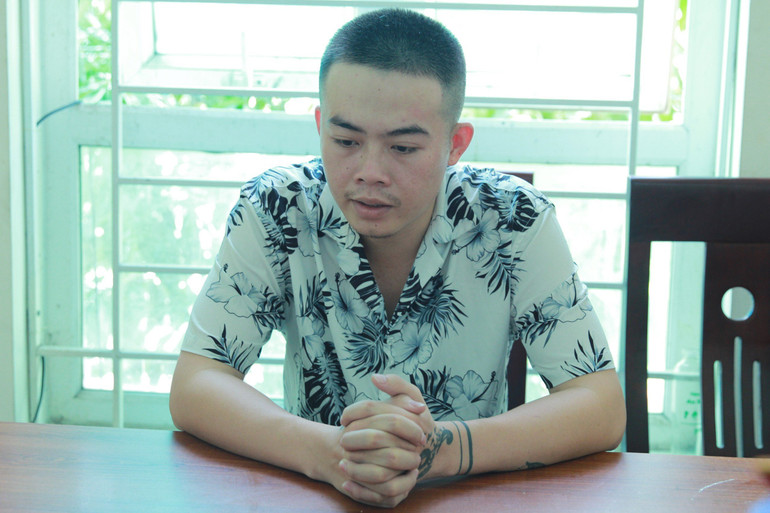 Đối tượng cầm đầu ổ nhóm trộm cắp Lý Nhật Quý Cường. (Ảnh Công an Nghệ An cung cấp) Đối tượng cầm đầu ổ nhóm trộm cắp Lý Nhật Quý Cường. (Ảnh Công an Nghệ An cung cấp)