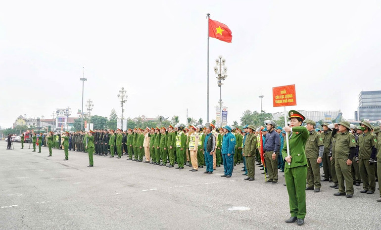 Công an các đơn vị, địa phương toàn tỉnh Nghệ An đồng loạt ra quân tấn công, trấn áp tội phạm bắt đầu từ 8 giờ ngày 15/12/2024 đến ngày 14/2/2025.