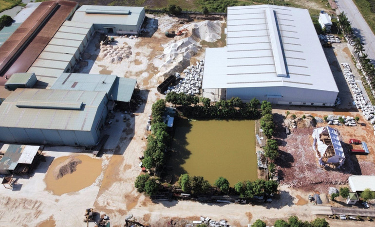 Khu sản xuất của Công ty trách nhiệm hữu hạn Châu Tiến nhìn từ bên ngoài.