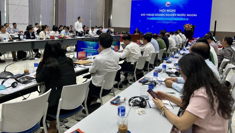 Toàn cảnh Hội nghị.