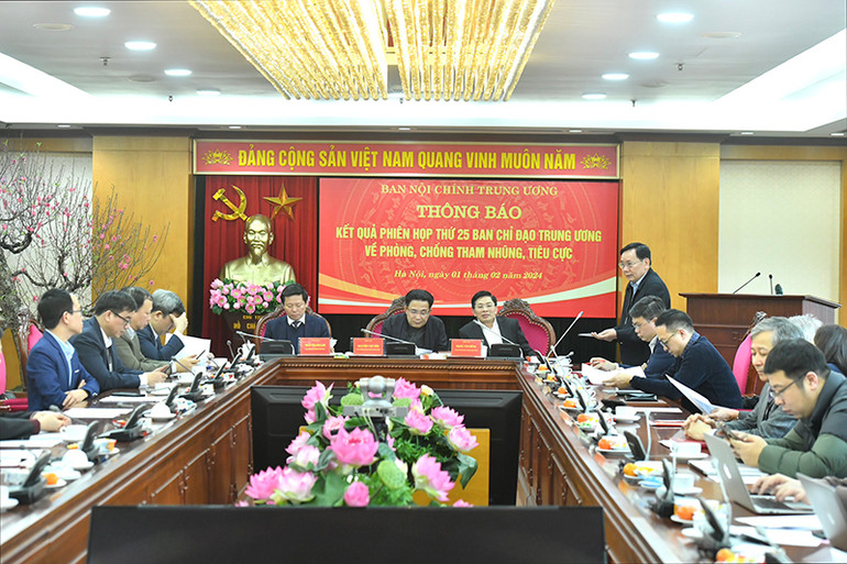 Quang cảnh buổi làm việc của lãnh đạo Ban Nội chính Trung ương và Ban Tuyên giáo Trung ương với các cơ quan báo chí. (Ảnh: ĐĂNG KHOA)