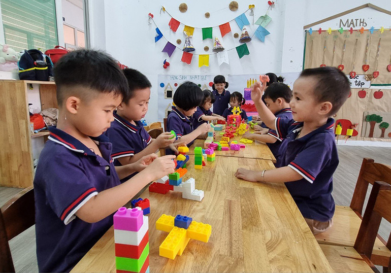 Lớp mẫu giáo trong khuôn viên Khu công nghiệp Bảo Minh, huyện Vụ Bản, tỉnh Nam Định.