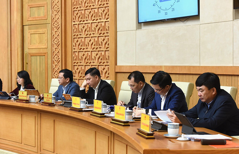 Đại diện lãnh đạo các tập đoàn, tổng công ty nhà nước tham dự phiên họp. Đại diện lãnh đạo các tập đoàn, tổng công ty nhà nước tham dự phiên họp.