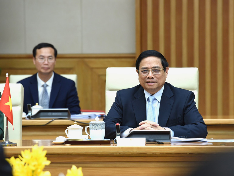 Thủ tướng Phạm Minh Chính phát biểu tại buổi hội đàm với Thủ tướng Chính phủ nước Cộng hòa Dân chủ Nhân dân Lào Sonexay Siphandone.