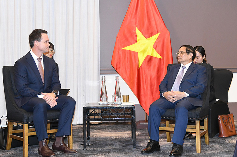 Thủ tướng Phạm Minh Chính tiếp lãnh đạo Tập đoàn Sunrice. Thủ tướng Phạm Minh Chính tiếp lãnh đạo Tập đoàn Sunrice.