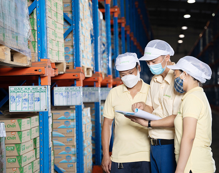 Sản xuất xanh là yếu tố quan trọng giúp sản phẩm Vinasoy của Đường Quảng Ngãi vào được các kênh phân phối.