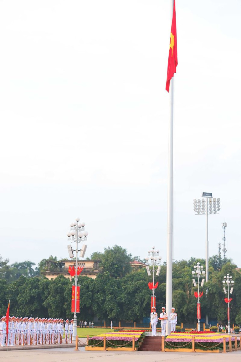 Lễ thượng cờ mừng 79 năm Ngày Quốc khánh tại Quảng trường Ba Đình lịch sử.