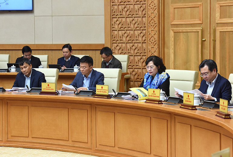 Đại diện lãnh đạo các bộ tham dự phiên họp. Đại diện lãnh đạo các bộ tham dự phiên họp.