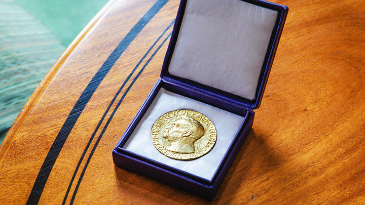 Huy chương Nobel. Ảnh: NOBEL PEACE