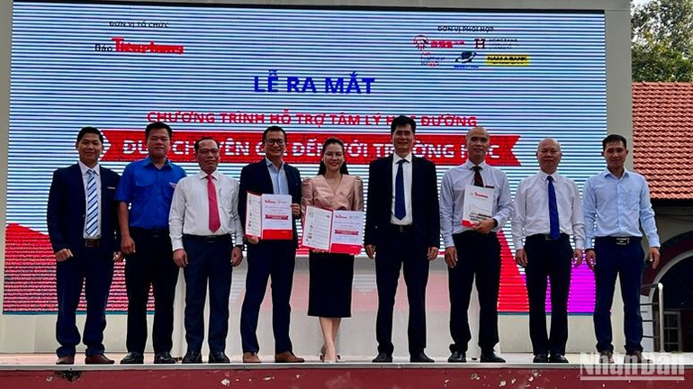 Các đơn vị ký kết tham gia thực hiện chương trình.