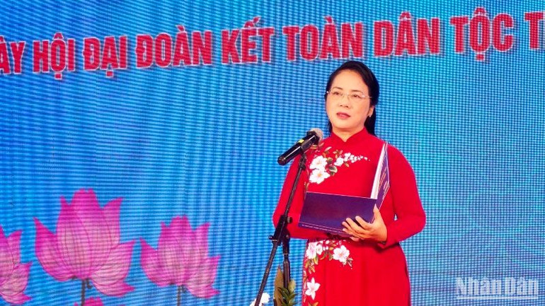 Chủ tịch Ủy ban Mặt trận Tổ quốc Việt Nam Thành phố Hồ Chí Minh Trần Kim Yến phát biểu khai mạc