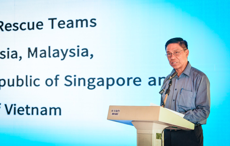 Bộ trưởng Bộ Phúc lợi xã hội, Cứu trợ và Tái định cư Myanmar Soe Win phát biểu tại buổi lễ.