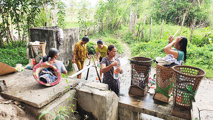 Giọt nước hơn 200 năm tuổi ở làng Kon Tum Kơ Nâm, phường Thống Nhất, TP Kon Tum.