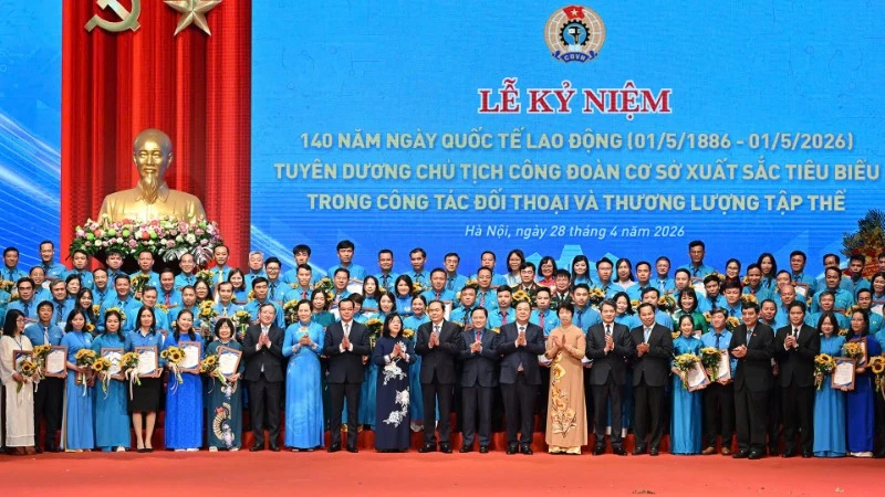 101 chủ tịch công đoàn cơ sở xuất sắc được tuyên dương nhân Ngày Quốc tế Lao động